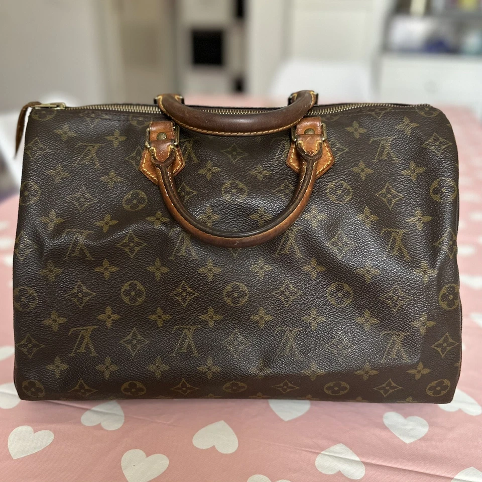 Louis Vuitton Speedy 35, foto 2 di 5