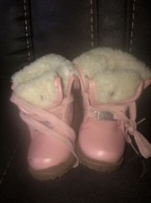 bebe pink Sherpa Lined boots girl size 7
