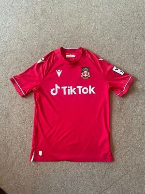 Wrexham AFC Home Football Shirt: 2022/2023: Ryan Reynolds/Tik