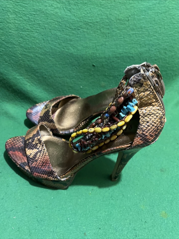 Tacones de aguja Paprika para mujer con tiras punta abierta estampado de serpiente talla 7 nuevos sin caja Foto 3 de 4