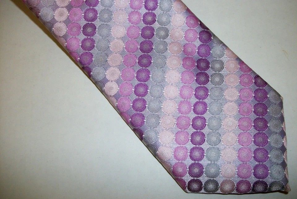 Corbata de cuello GEOFFREY BEENE rosa y púrpura círculos rayas 57" de largo x 3" de ancho (F063) Foto 2 de 3