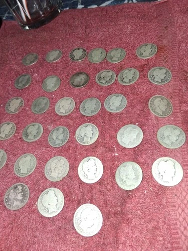 Lot Of 33 Silver Barber Quarters