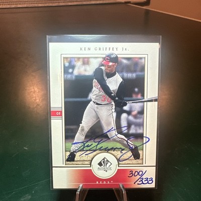 2001 SP Authentic - Buyback Autographs Ken Griffey Jr #84 /333 (AU