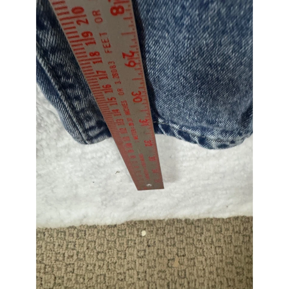 Shein Acid Wash 高腰短牛仔裤牛仔蓝色牛仔裤妈妈牛仔裤风格 — 第 3/4 张图片