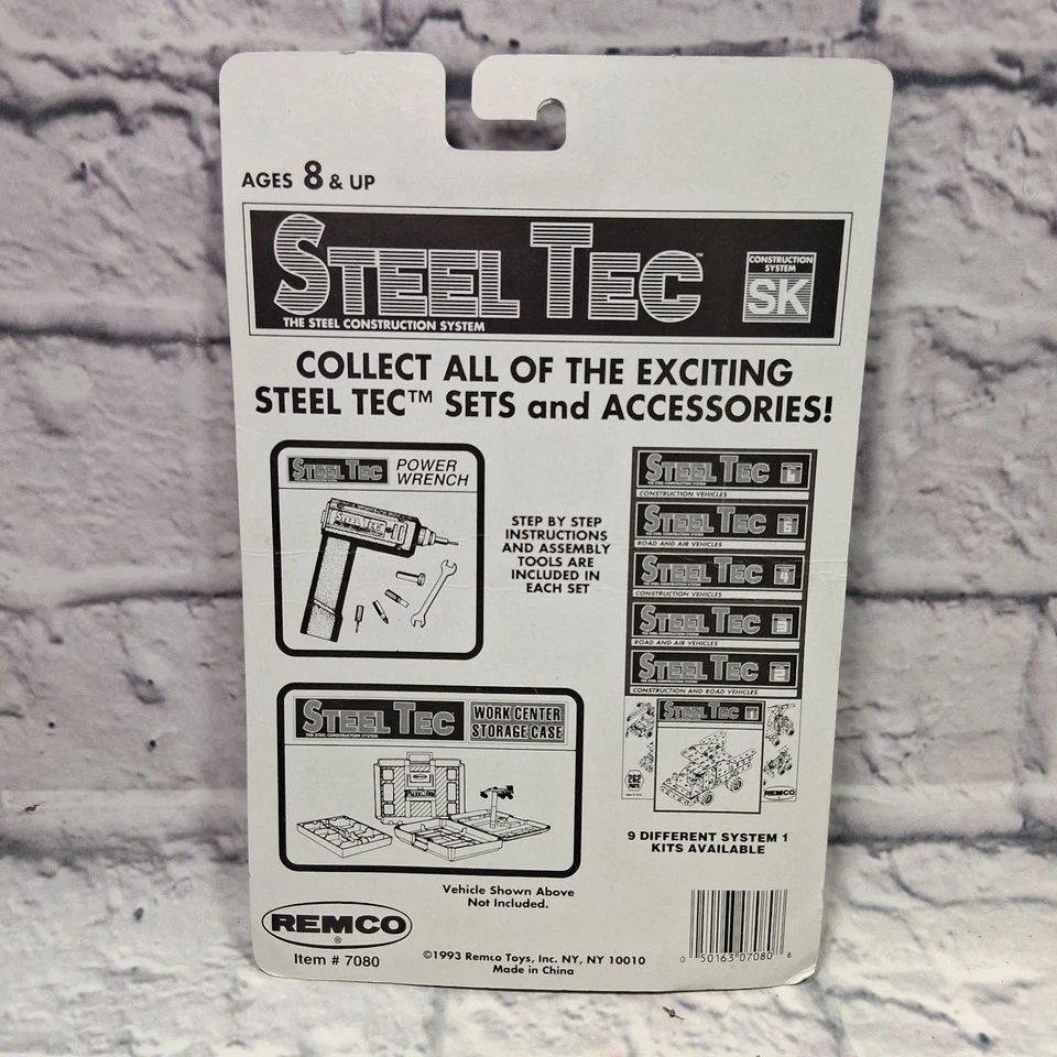 NEW Vintage 1993 Remco Steel Tec F-18 Fighter Starter Kit Construction Set #7080 - Image 3 of 4