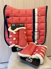 Eskadron Coral Set Schabracke Gamaschen Faux Fur DL M/L Sehr Guter Zustand