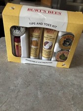Burt's Bees Tips and Toes Kit NEW NIB