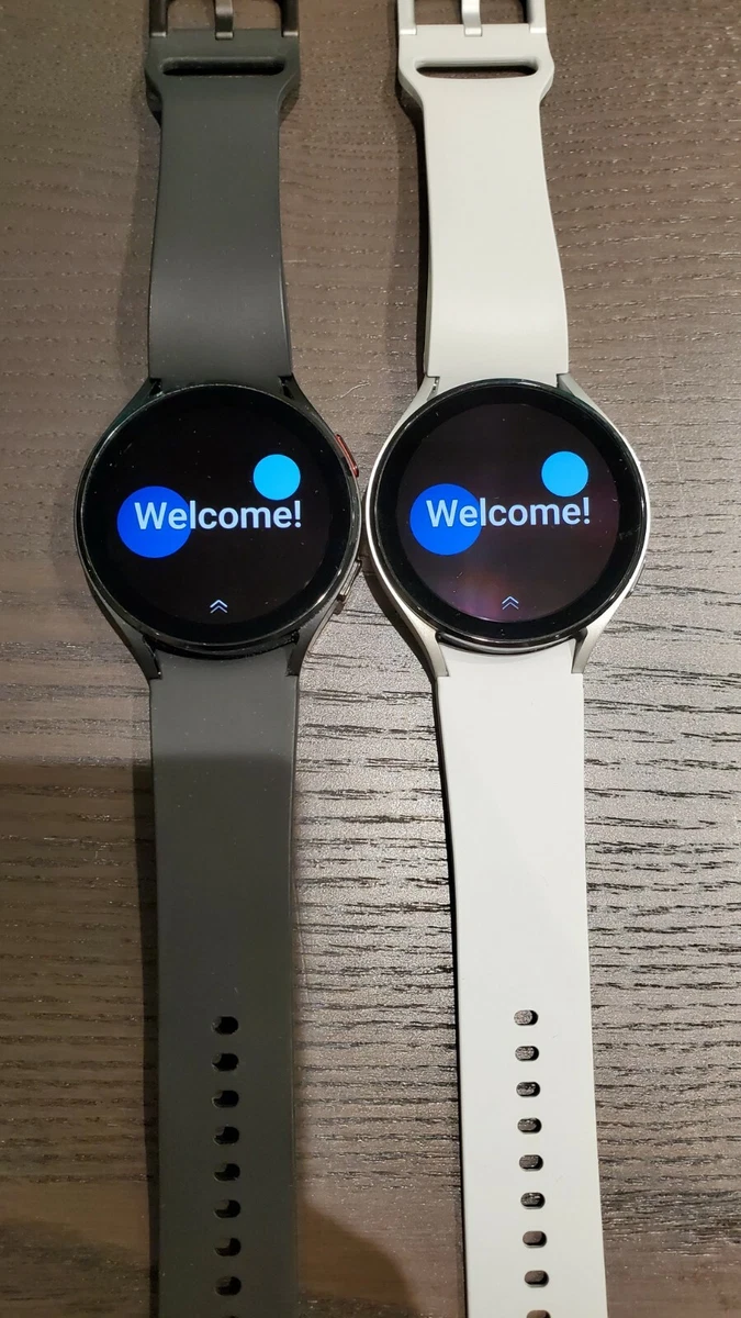 MINT CONDITION Samsung Galaxy Watch 4 SM-R860 Bluetooth 40mm Black