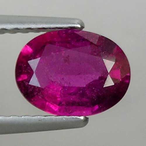 1.12 ct ALLURING LUSTROUS MASSIVE INCLUSION NATURAL RUBELITE - Oval BL - Picture 1 of 2