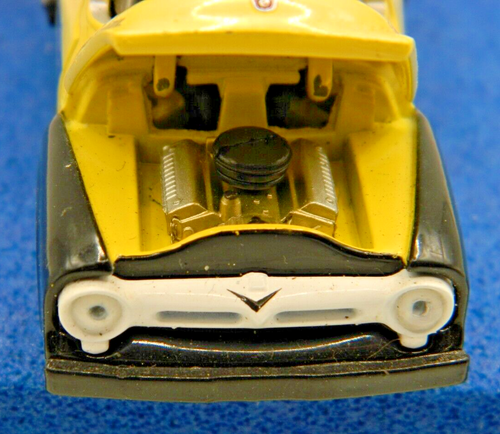 M2 Machines - 1956 FORd F-100 Dually Stakeside Pickup - Yellow & Black - 1/64 - - Picture 7 of 11