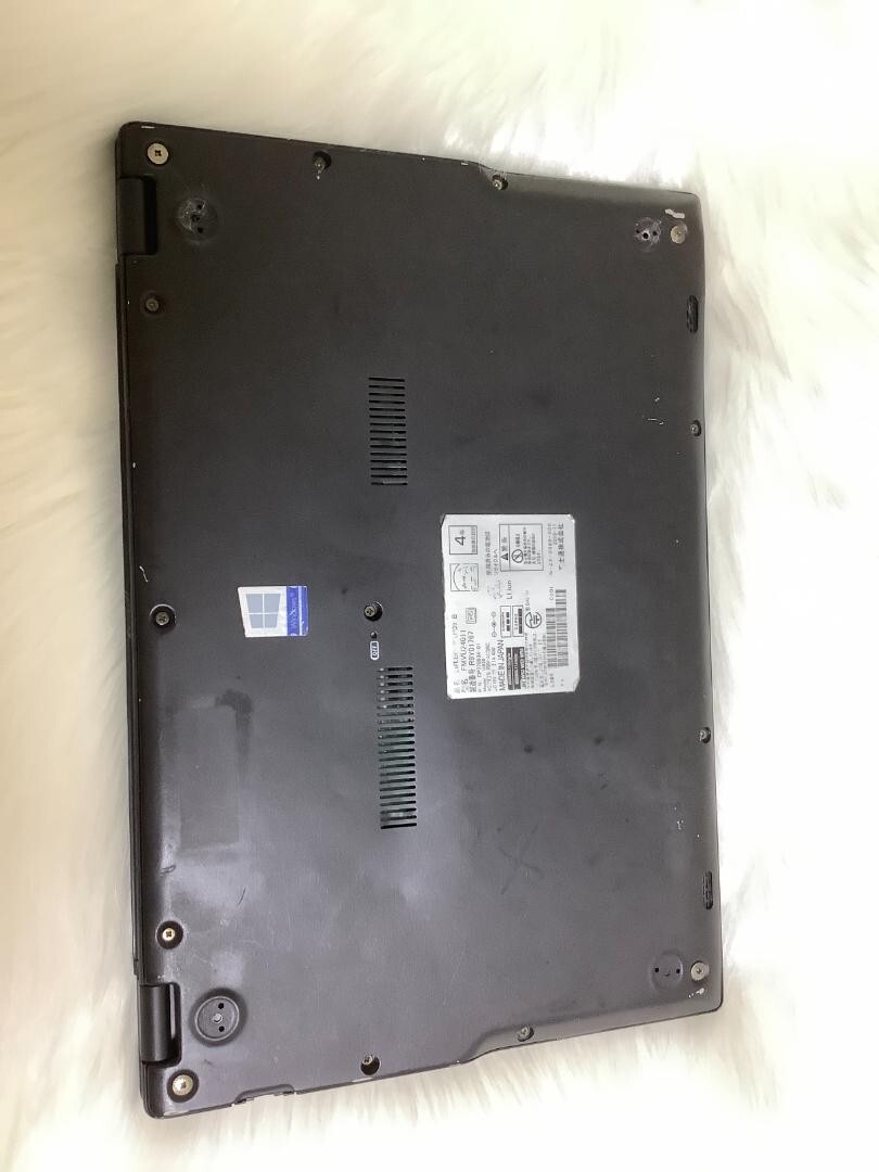 Fujitsu Lifebook U939/B Intel Core i5 8365U SSD 256GB RAM Fujitsu Lifebook U939/B Intel Core i5 8365U SSD 256GB RAM