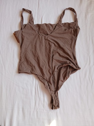 Skims Fits Everybody Onesize Bodysuit Color UMBER Style BS-SCN-0294 Size 2X G22 - 第 1/4 張圖片