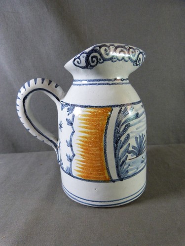 French RARE Small Nevers earthenware cider pitcher with pouring spout, late 18th - Picture 4 of 10