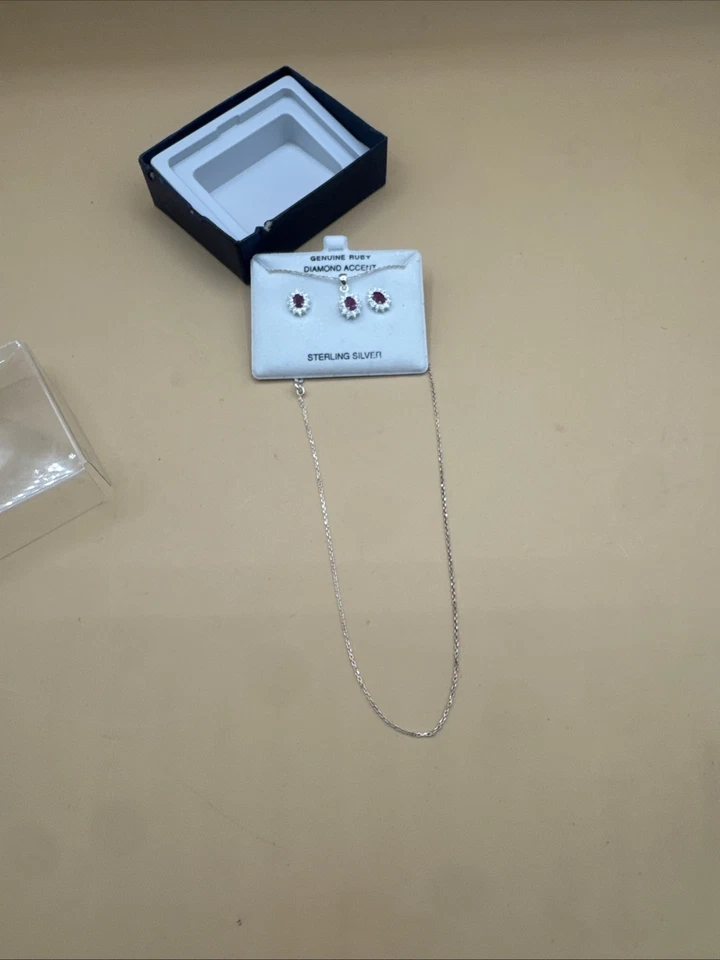 RUBY RED OVAL NECKLACE & EARRING SET 925 STERLING SILVER CHAIN 18'' ADJUSTABLE - Image 2 of 4