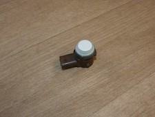 A0009055604 PDC Sensor C-Klasse W205 vorne 9799 diamantweiß Mercedes Original A0009055604 PDC Sensor C-Klasse W205 vorne 9799 diamantweiß Mercedes Original