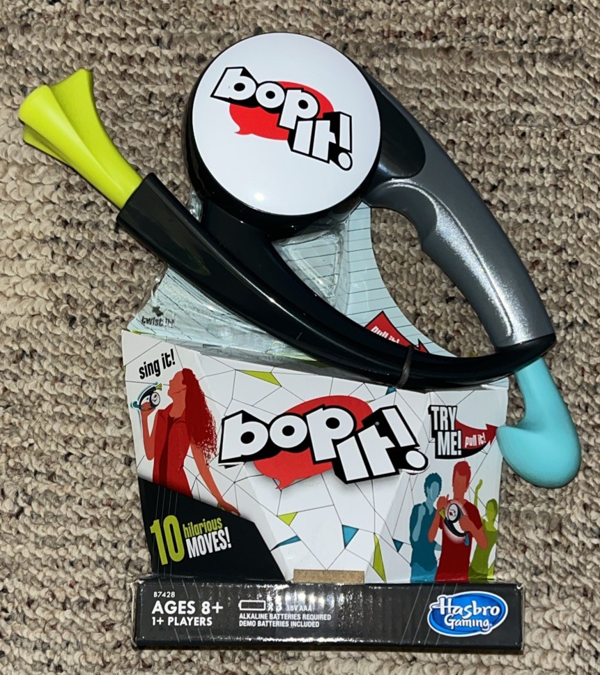 (未使用･未開封品)　Bop It! Game df5ndr3 Amazon.com: World's Smallest Bop It Button : Toys & Games