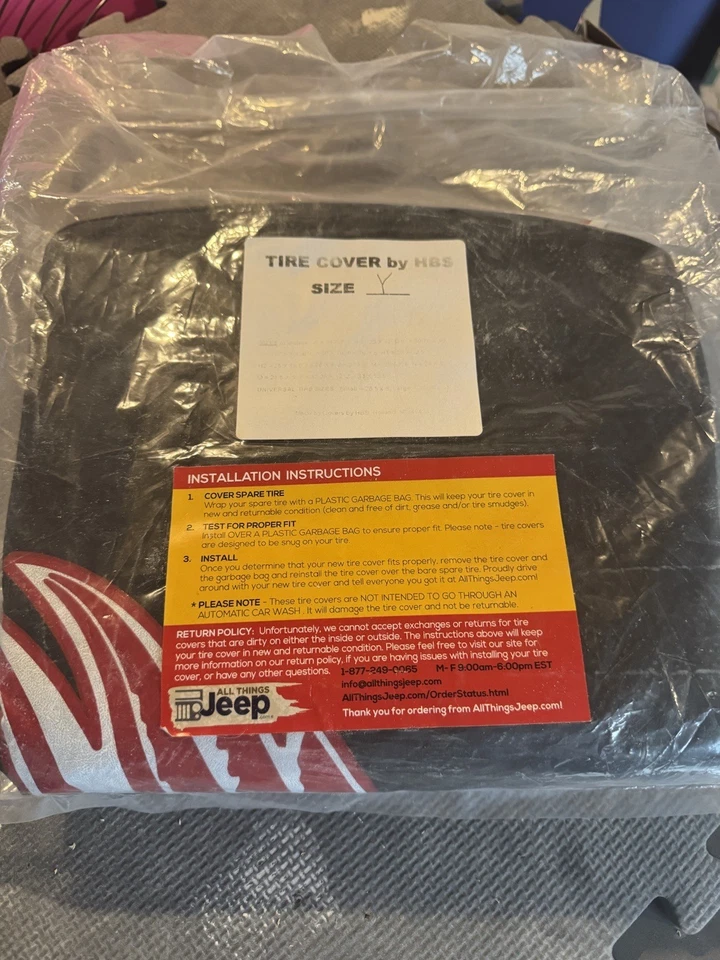 Detroit Red Wings NHL Tire Cover on Black Vinyl Size Y Jeep Brand New Unopened - Image 2 of 4