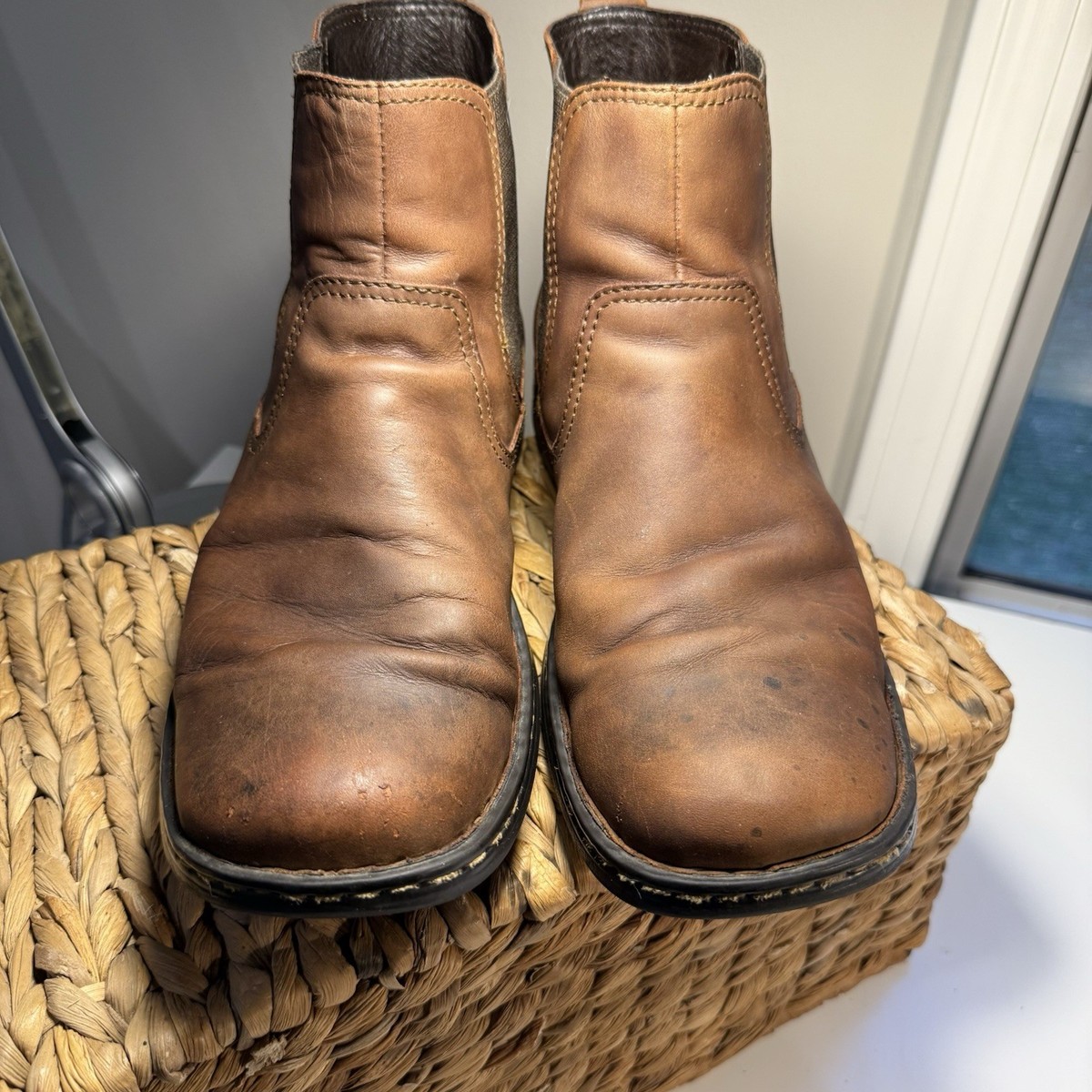 Born Boots Men display picture 1