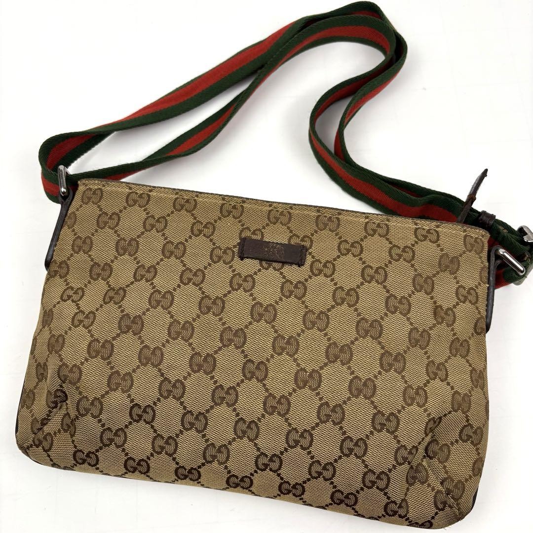 Vintage Gucci GG Canvas Crossbody Shoulder Bag in Brown Sherry Line