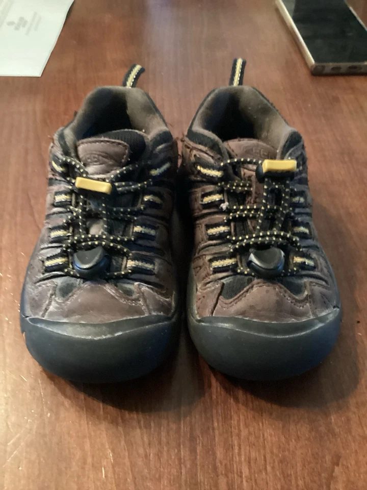 Keen Gypsum Hiking Kids Shoes Size 10 Brown And Yellow Trim - Image 3 of 4
