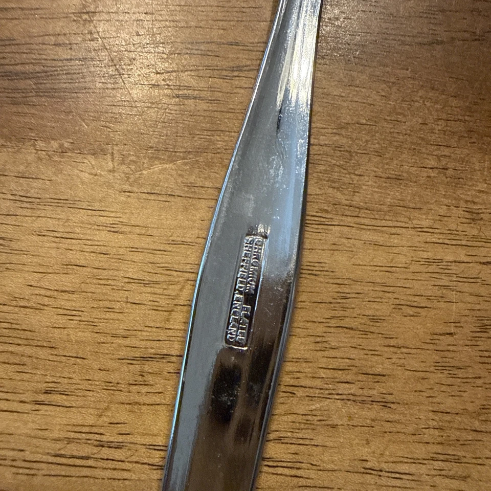 Vintage Sheffield, England, Silver Plated Salad/Appetizer Serving Fork - Image 3 of 4