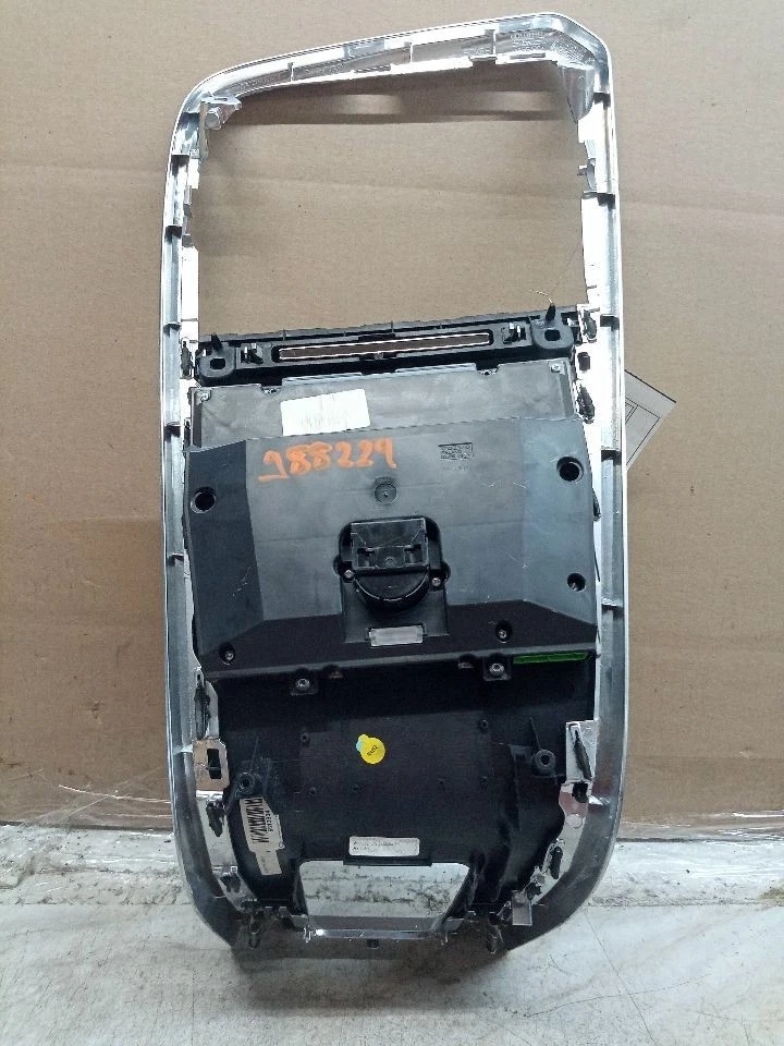  VOLVO XC60 Audio Equipment Radio Control Panel Radio And Heat Fits 2014-2018 - Image 2 of 4