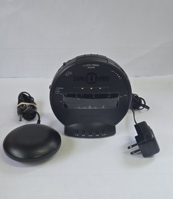 Sonic Alert Sonic Bomb Extra Loud Alarm Clock W/ Bed Shaker SBB500SS TESTED