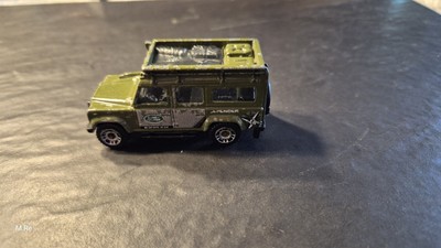 Matchbox Land Rover Defender 110-1997 ,Mattel 2005,grün 