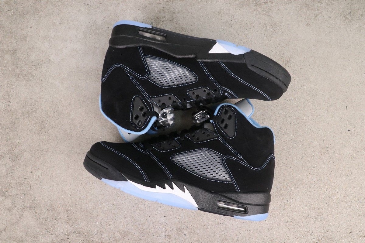 DD0587-008 AJ5 Retro BLACK UNIVERSITY BLUE CAROLINA UNC 2026 NEW View 5