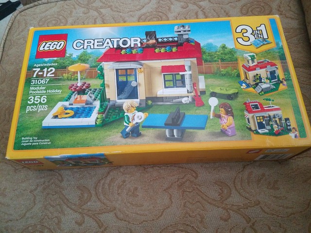 lego modular poolside holiday