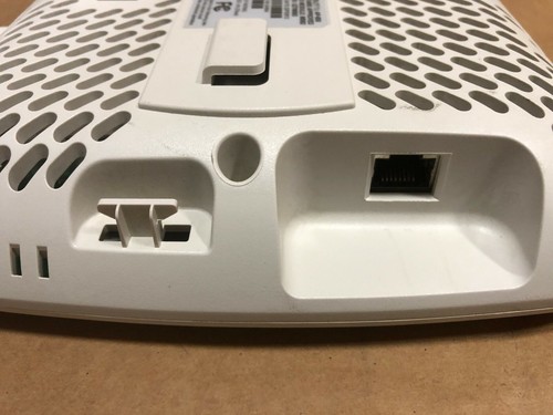 Motorola AP 6532 Dual Radio Wireless Access Point - Picture 3 of 4