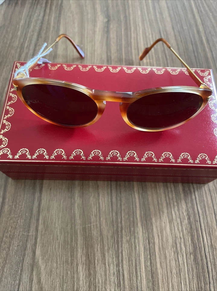 Auth. New Cartier Vintage Sunglasses Gold-SS 15L. T8200.128 - Image 2 of 4