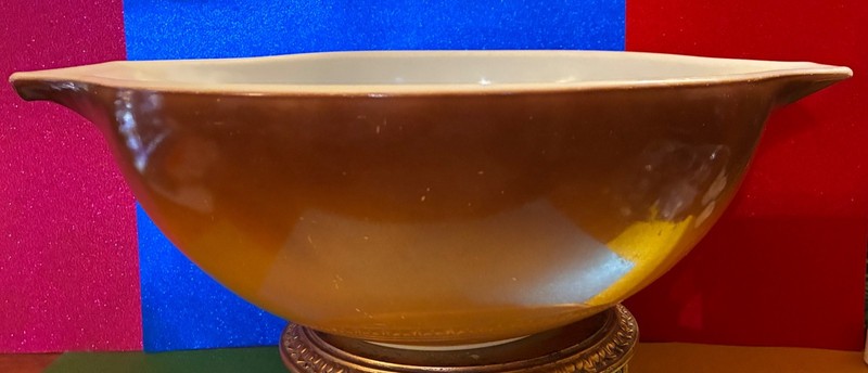 Vintage Pyrex Golden Brown Ombre 444 4 Quart Cinderella Mixing Bowl-GREAT SHAPE