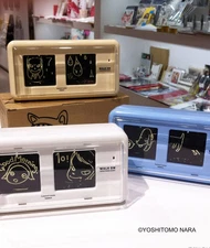 Yoshitomo Nara Walk On Flip Table Clock Beige/Blue/White TWEMCO LammFromm Japan