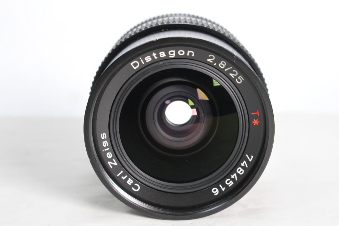 Contax Carl Zeiss Distagon 25mm F2.8 MMJ Lens for Yashica Contax Carl Zeiss Distagon 25mm F2.8 MMJ Lens for Yashica