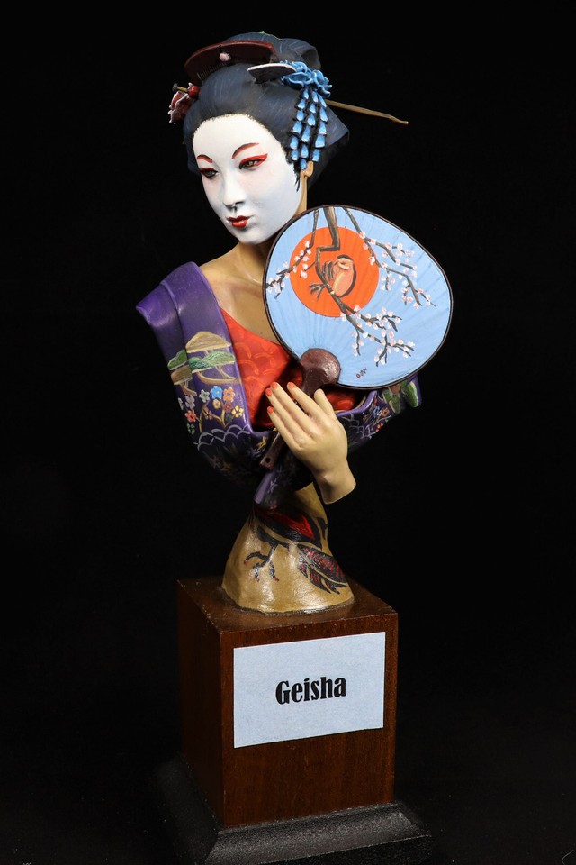 Collectable Hand Painted Geisha Bust 1/10th Scale. | eBay
