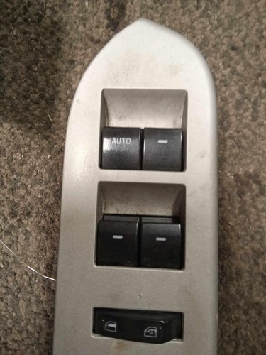 Door Switch Front FORD ESCAPE 08 09 10 11 12 - 第 2/5 張圖片