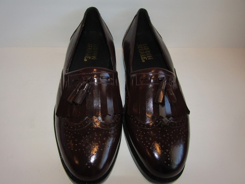 LONDON SQUARE Shoes Men Size 11 D BROWN Leather Loafer AND Soles With Tassels