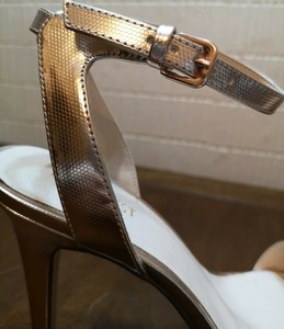 nine west rose gold heels