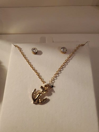 L & Co. Timepieces Carnival watch, Anchor necklace & earrings set NIB - Picture 3 of 3
