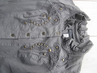 ''G Designs Natural Fashions'' Bluse , made in Peru  M, oliv mit Metallnieten