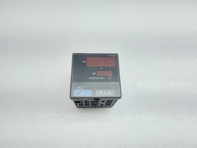 Contrôleur De Température Yokogawa Ut350 - Photo 1/4