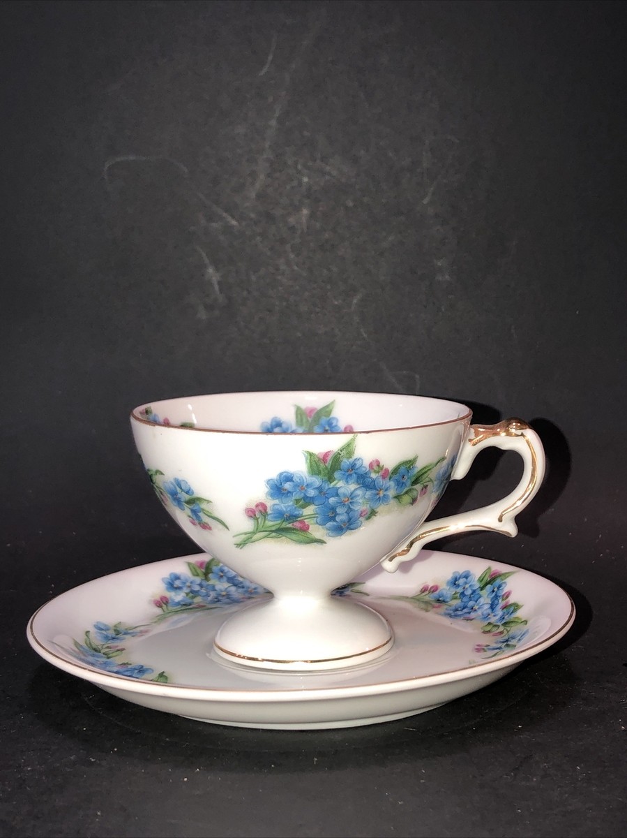 Vintage, SAJI Fancy China Japan Teacup & Saucer 6/572 Gold Vintage, SAJI Fancy China Japan Teacup & Saucer 6/572 Gold
