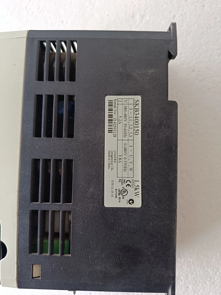 Emerson commander sk SKB3400150 1.5kw 2hp 380V-480V 3PHASE 0-550Hz - Image 3 of 4