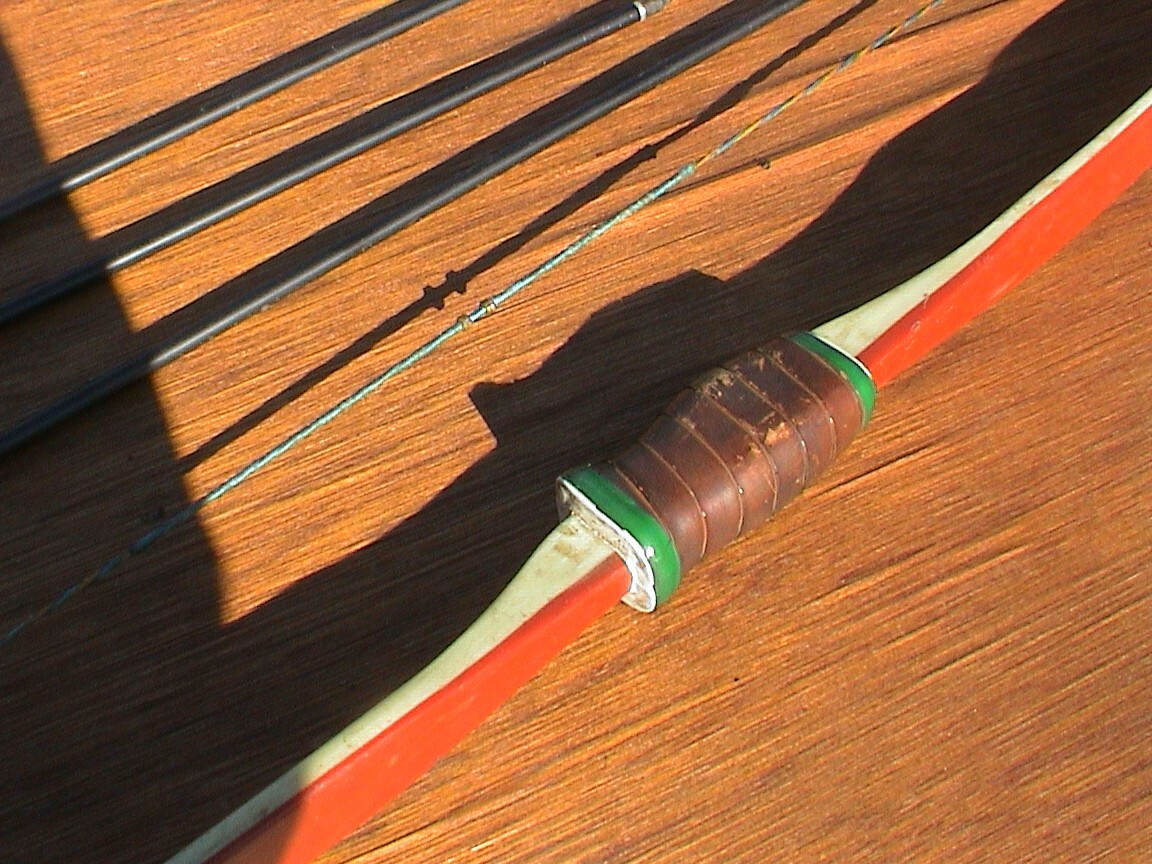 60" Recurve Fiberglass Bow with Leather Handle /3 Arrows eBay