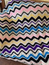 NEW HANDMADE crocheted afghan blanket throw Approx 58 x41 , Zigzag