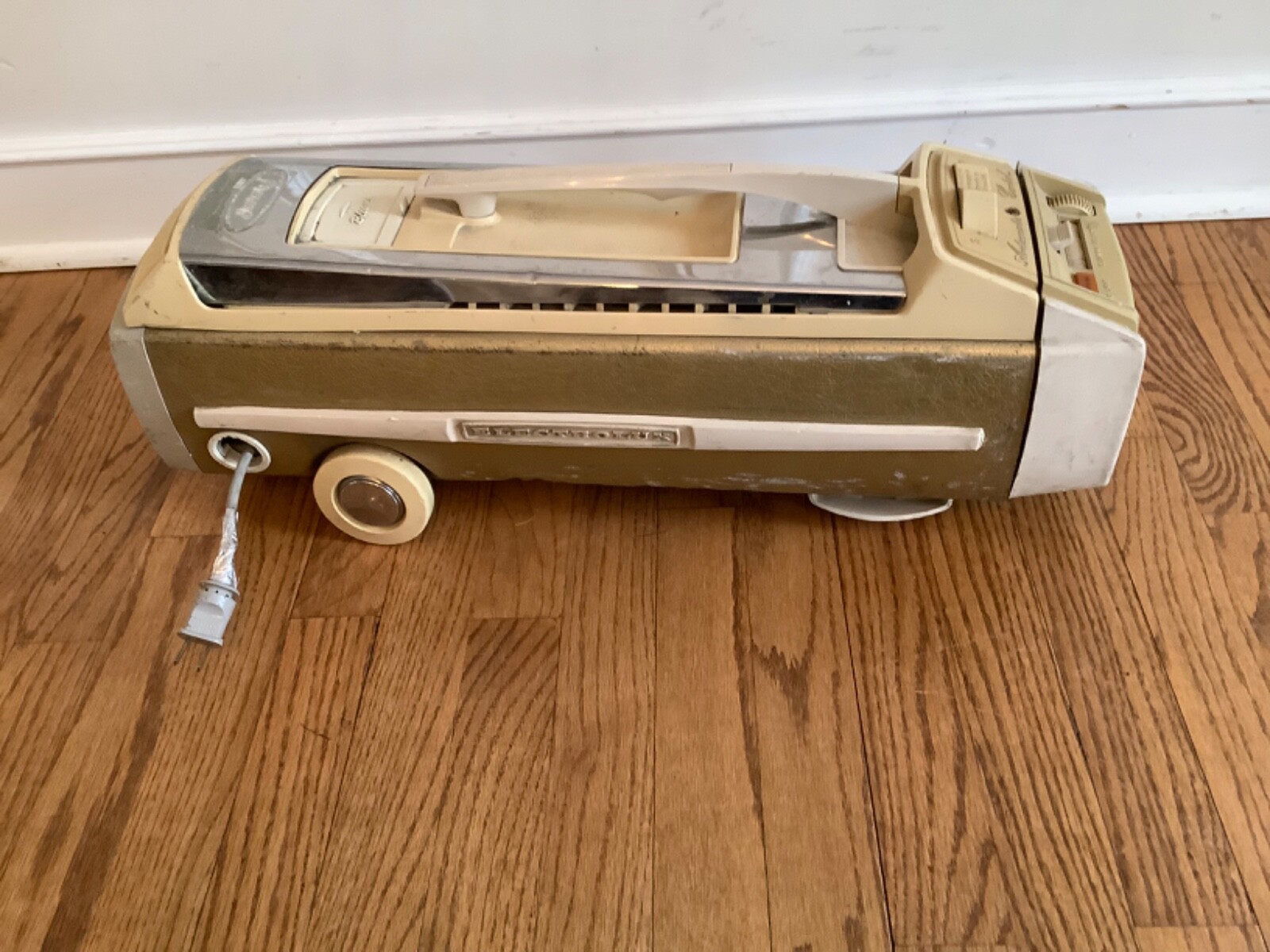 Electrolux Super J Canister Vacuum Model 1401 Base Unit Only Jubilee Gold tested eBay