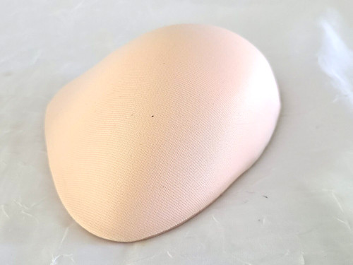 Amoena Slightly Weighted Foam BREAST FORM - Leisure Form 132 Size 5 (g)