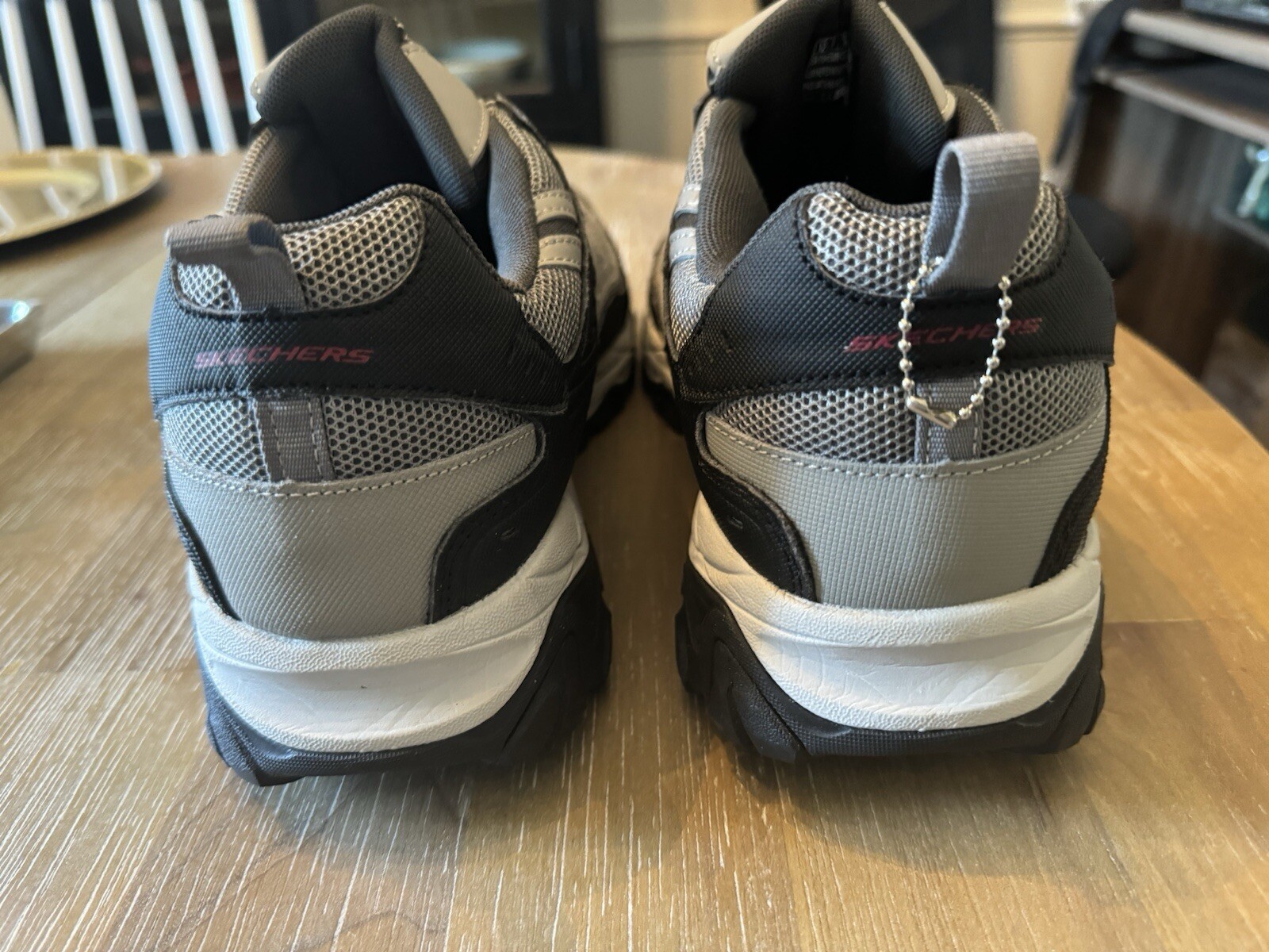 Picture 4 of 6