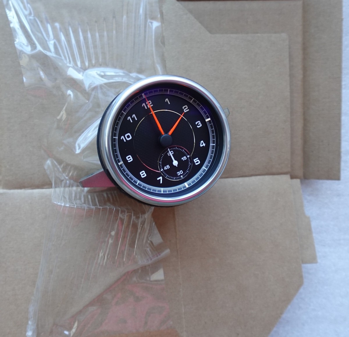 Porsche Cayenne Uhr Uhr Porsche Cayenne 92A 7P5919203T P19980051